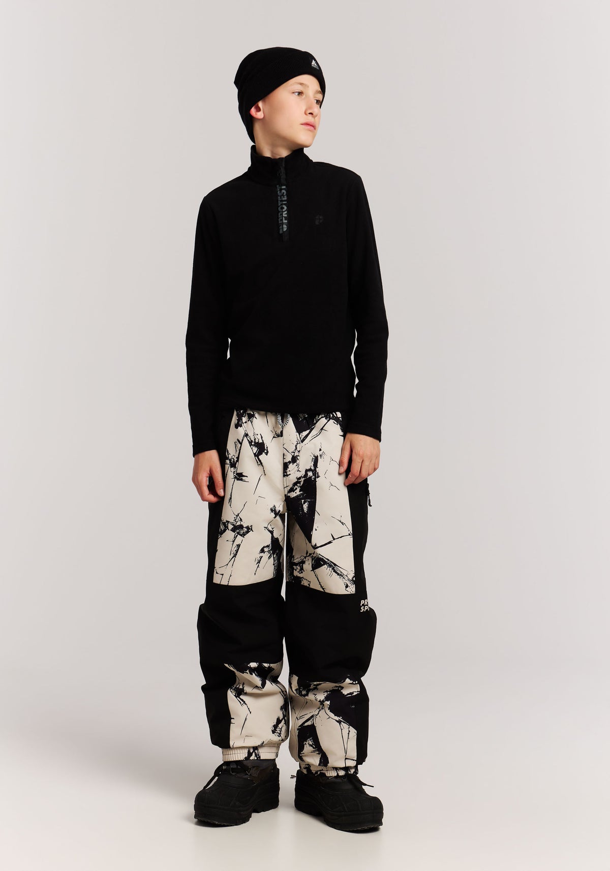 PROTEST Reperfecty JR Midlayers 1/4 Zip | True Black