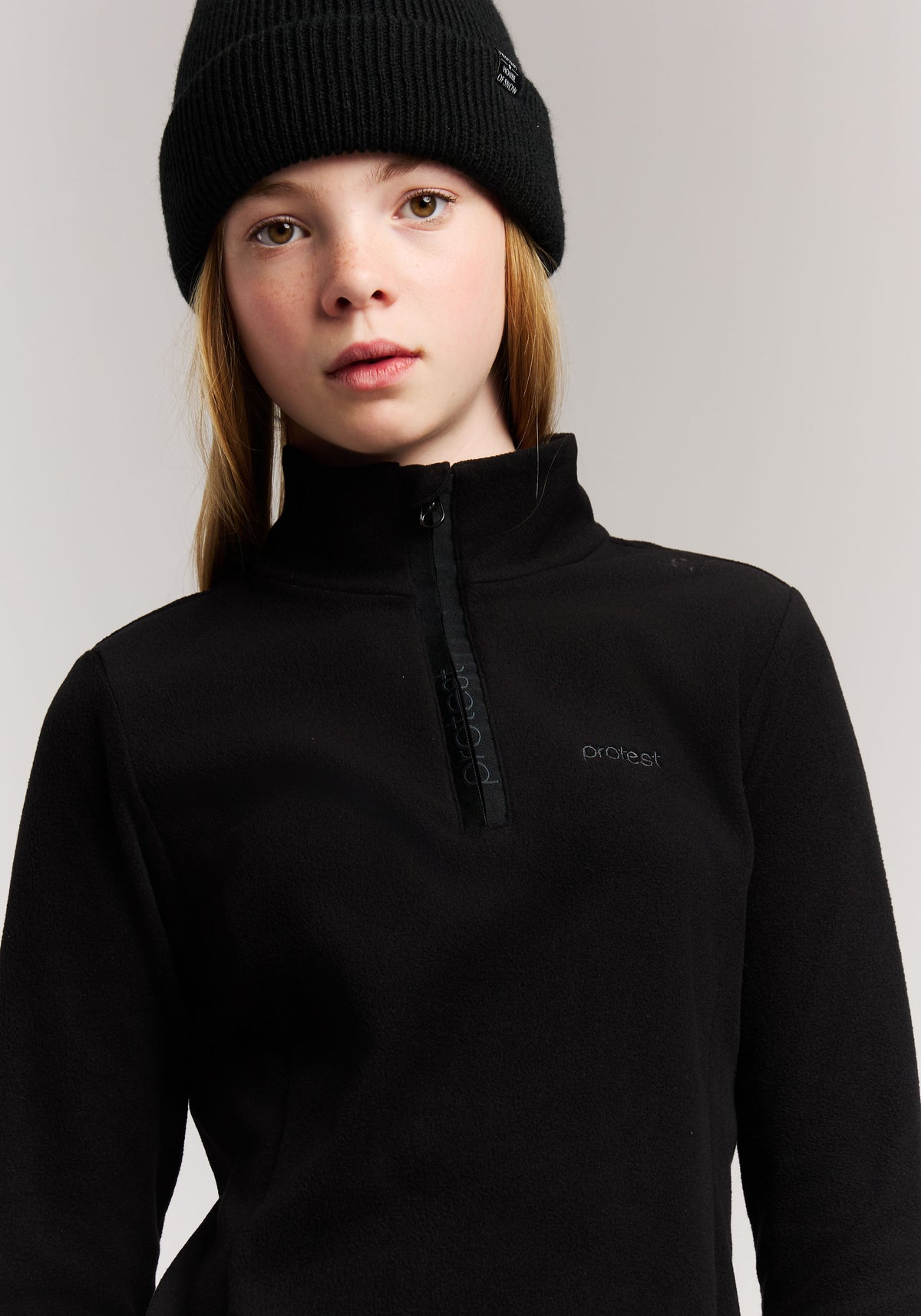 PROTEST Remutey JR Midlayers 1/4 Zip | True Black