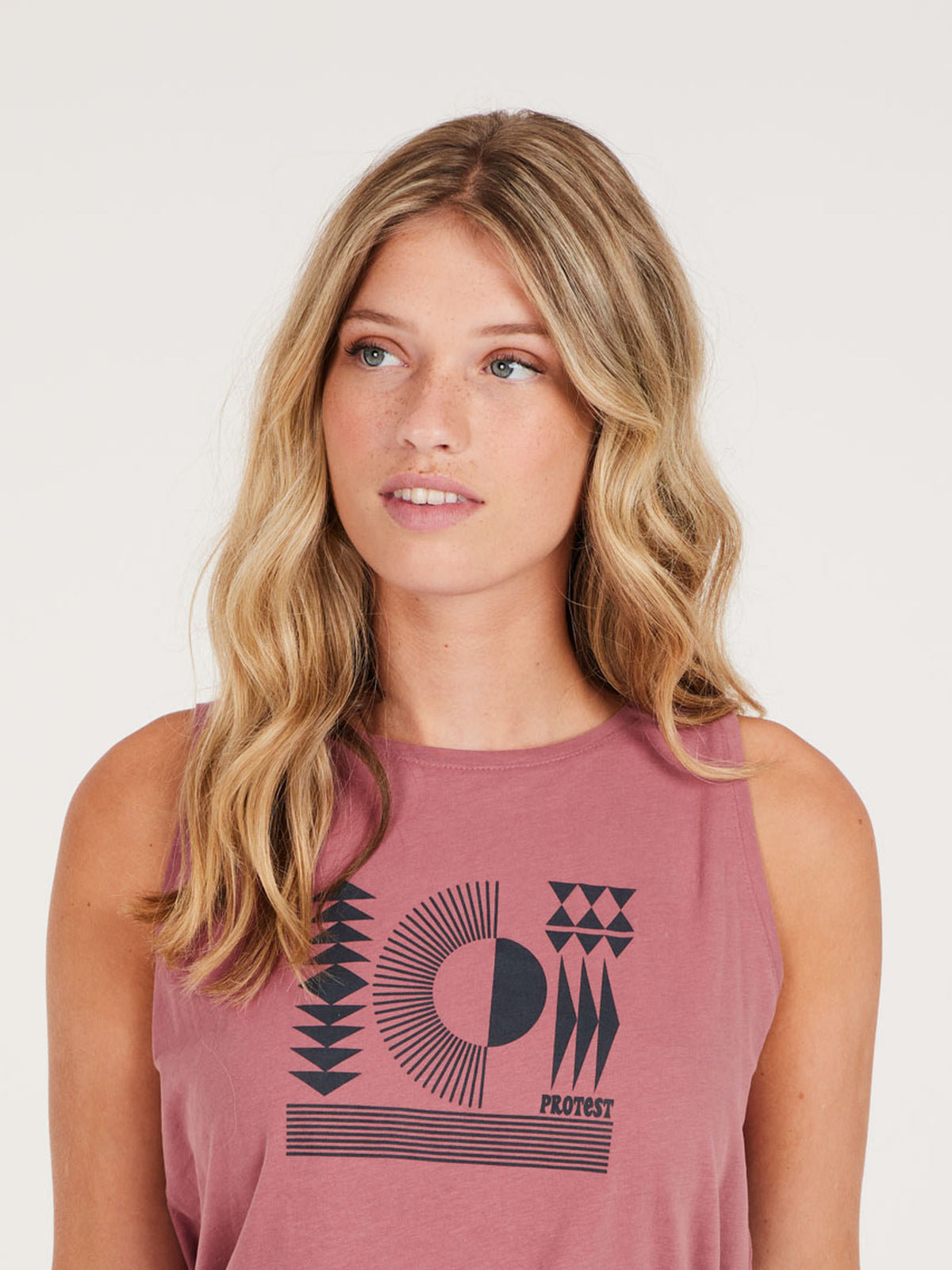 PROTEST PRTEVAN singlet | Deco Pink
