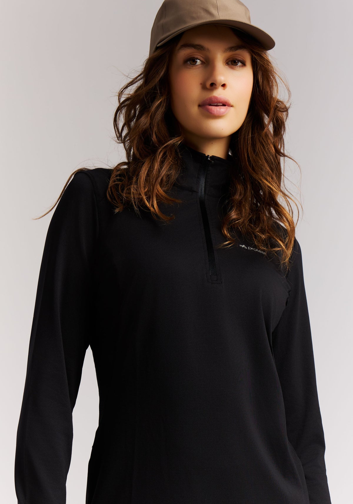 PROTEST PRTSENNA 1/4 Zip Top | True Black