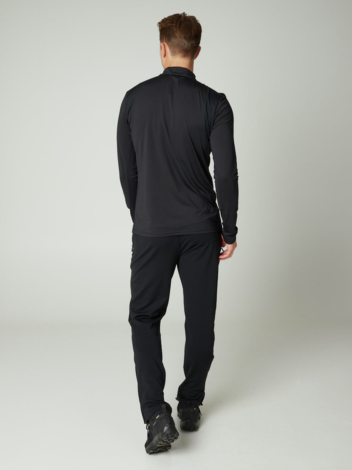 PROTEST PRTSTRAYED 1/4 Zip Top | True Black
