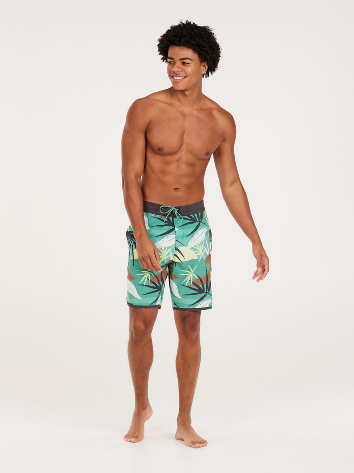 PROTEST PRTADDO beachshort | Frosty Green