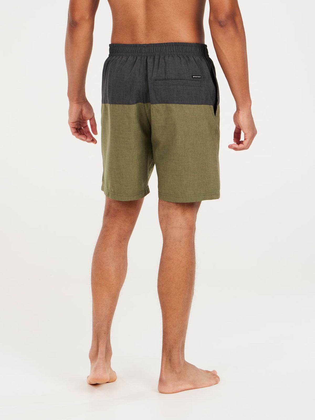 PROTEST PRTHELI beachshort | True Black