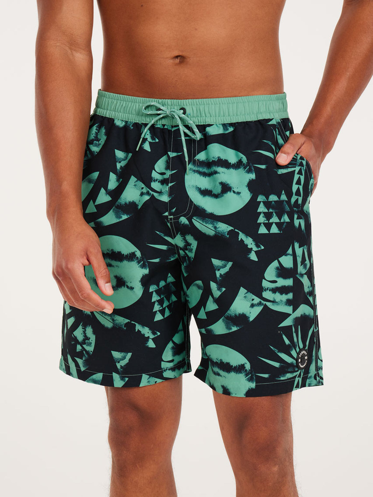 PROTEST PRTADMER beachshort | Frosty Green