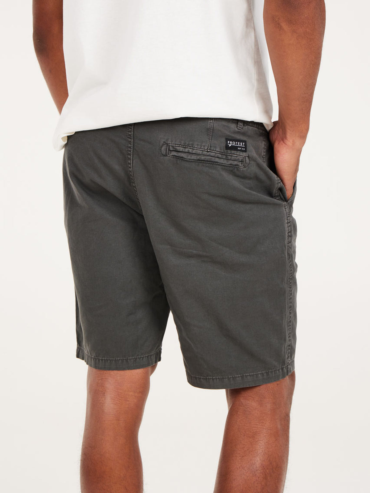 PROTEST PRTComie Shorts | Deep Grey