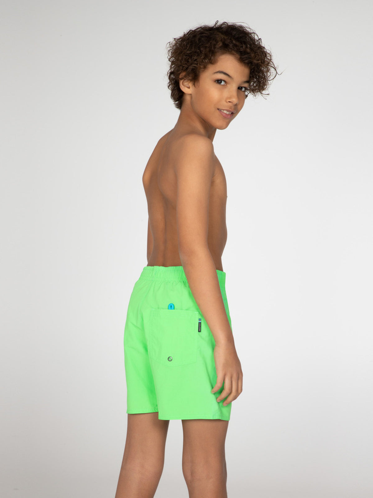 2810000_355_model_back-half_01
