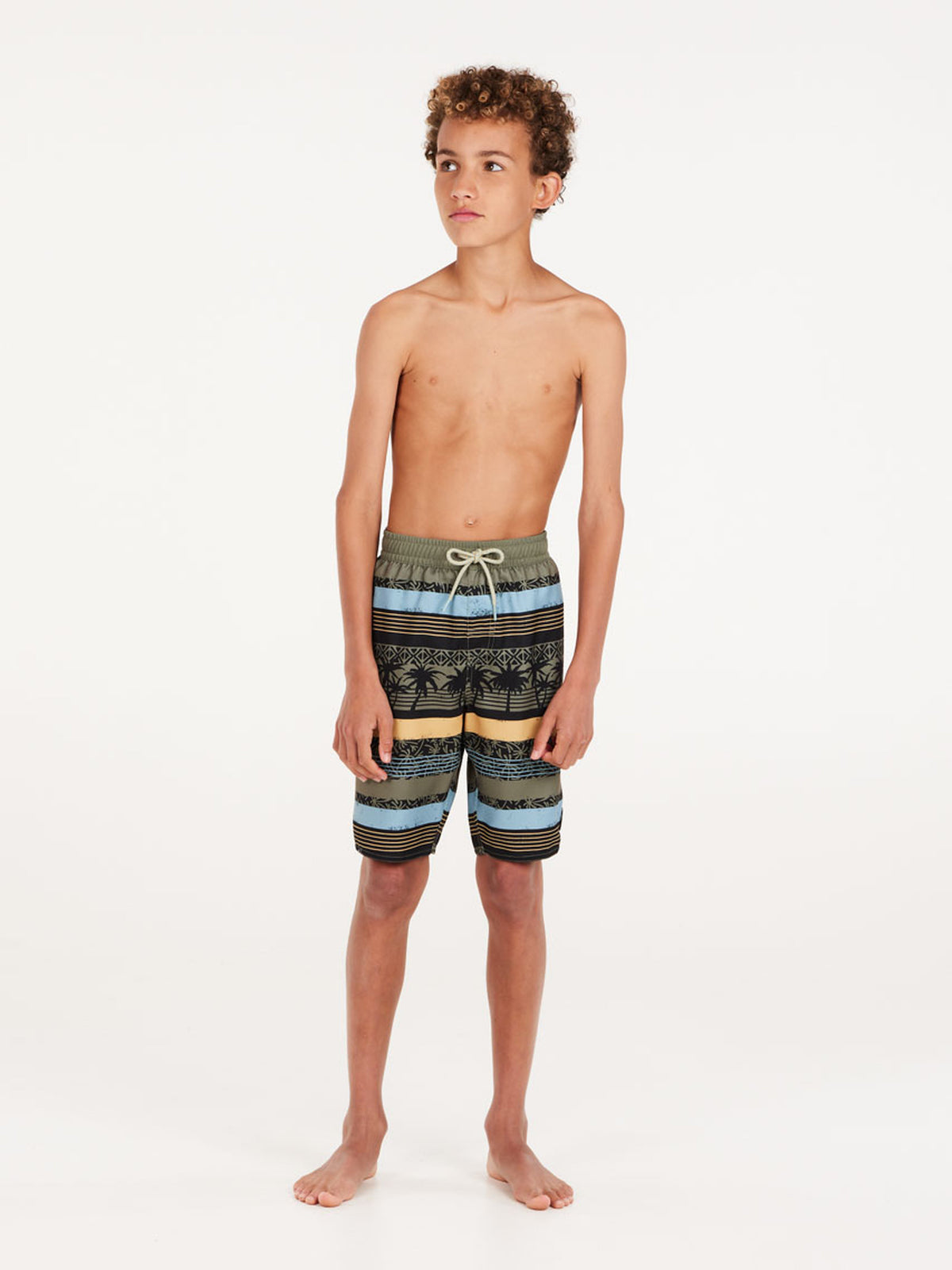 PROTEST PRTFRISBY JR beachshort | Artichoke green