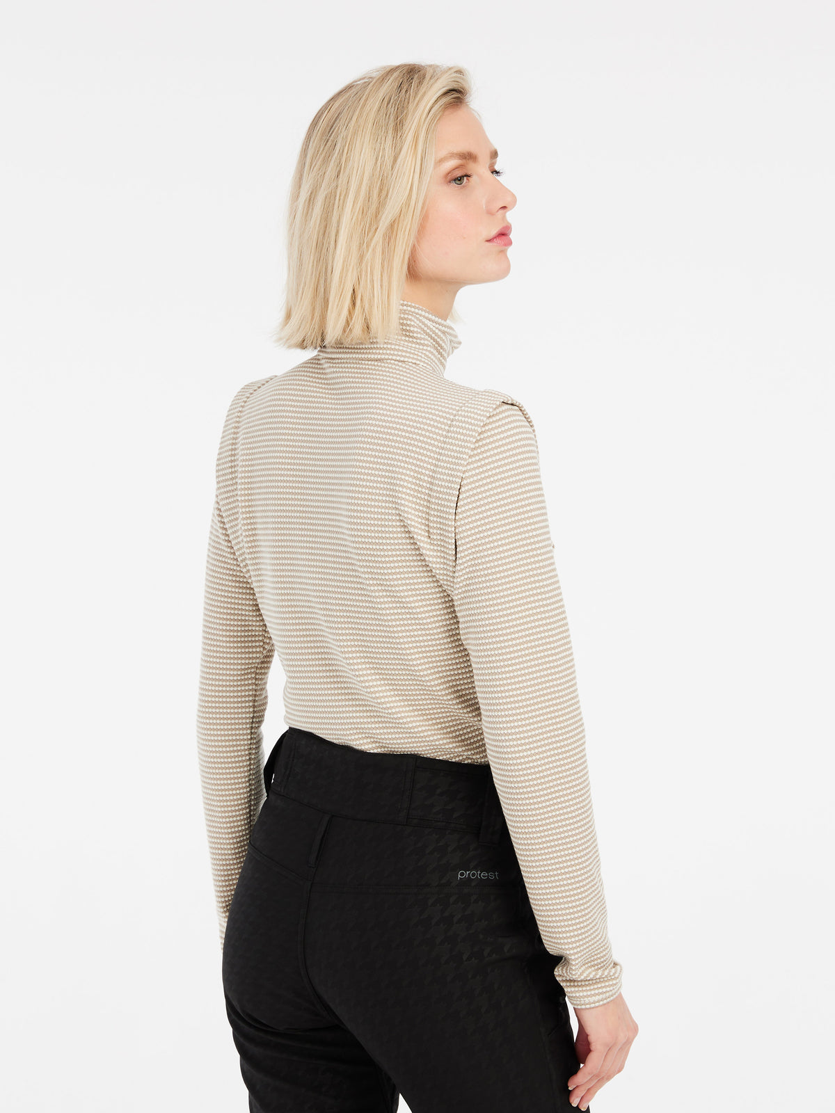 PROTEST PRTIVORY Mid layers & Fleeces | BambooBeige
