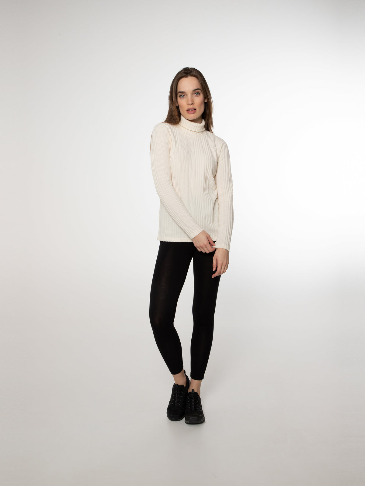 PROTEST ELLAAS powerstretch top | Canvasoffwhite