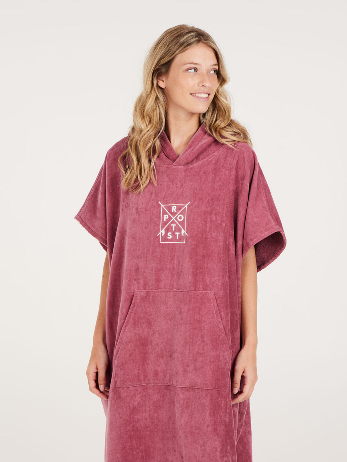 PROTEST PRTDILEMMA Surf Ponchos | Deco Pink