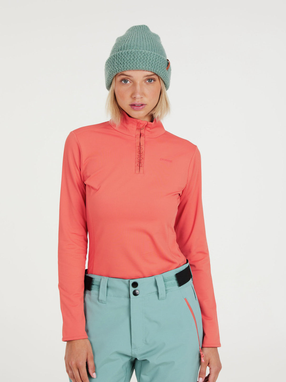PROTEST FABRIZ 1/4 zip top | Tosca Red