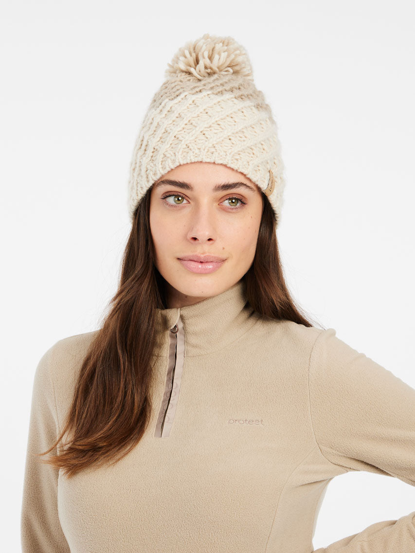 PROTEST MUTEZ 1/4 Zip Top | BambooBeige