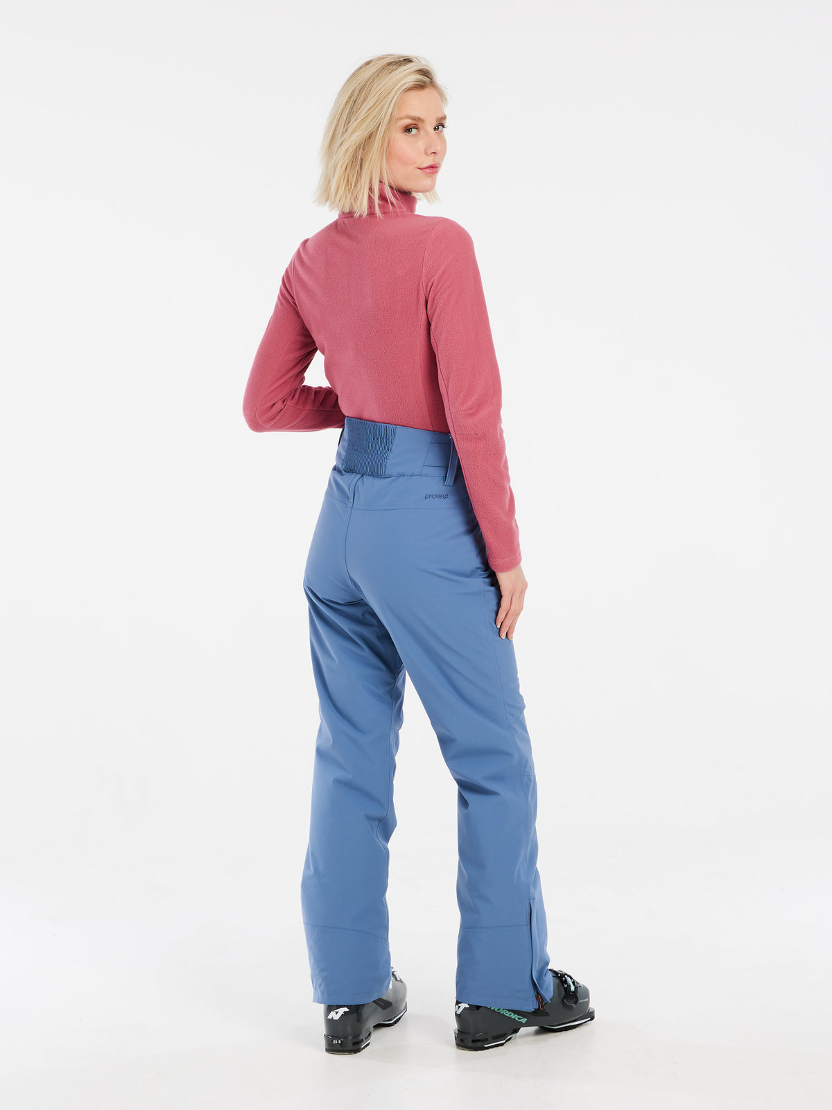 PROTEST MUTEZ 1/4 zip top | Rose Dust