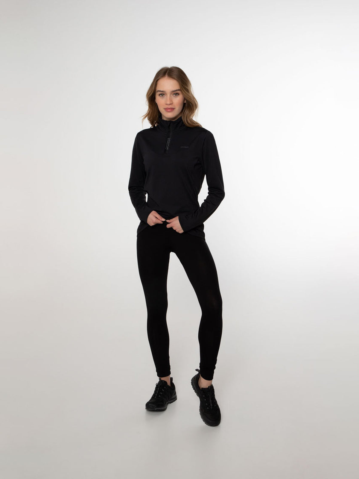 PROTEST REFABRIZ 1/4 Zip Top | True Black