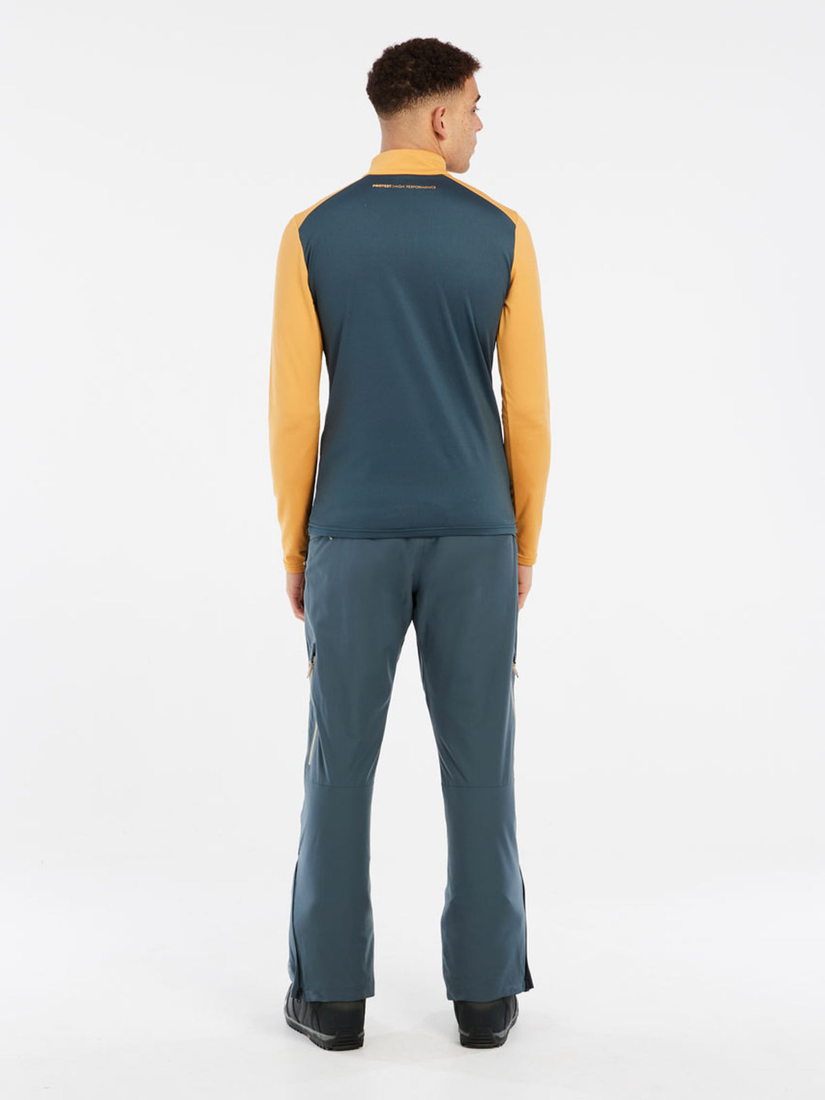 PROTEST PRTENVILLE 1/4 zip active | Yale Blue