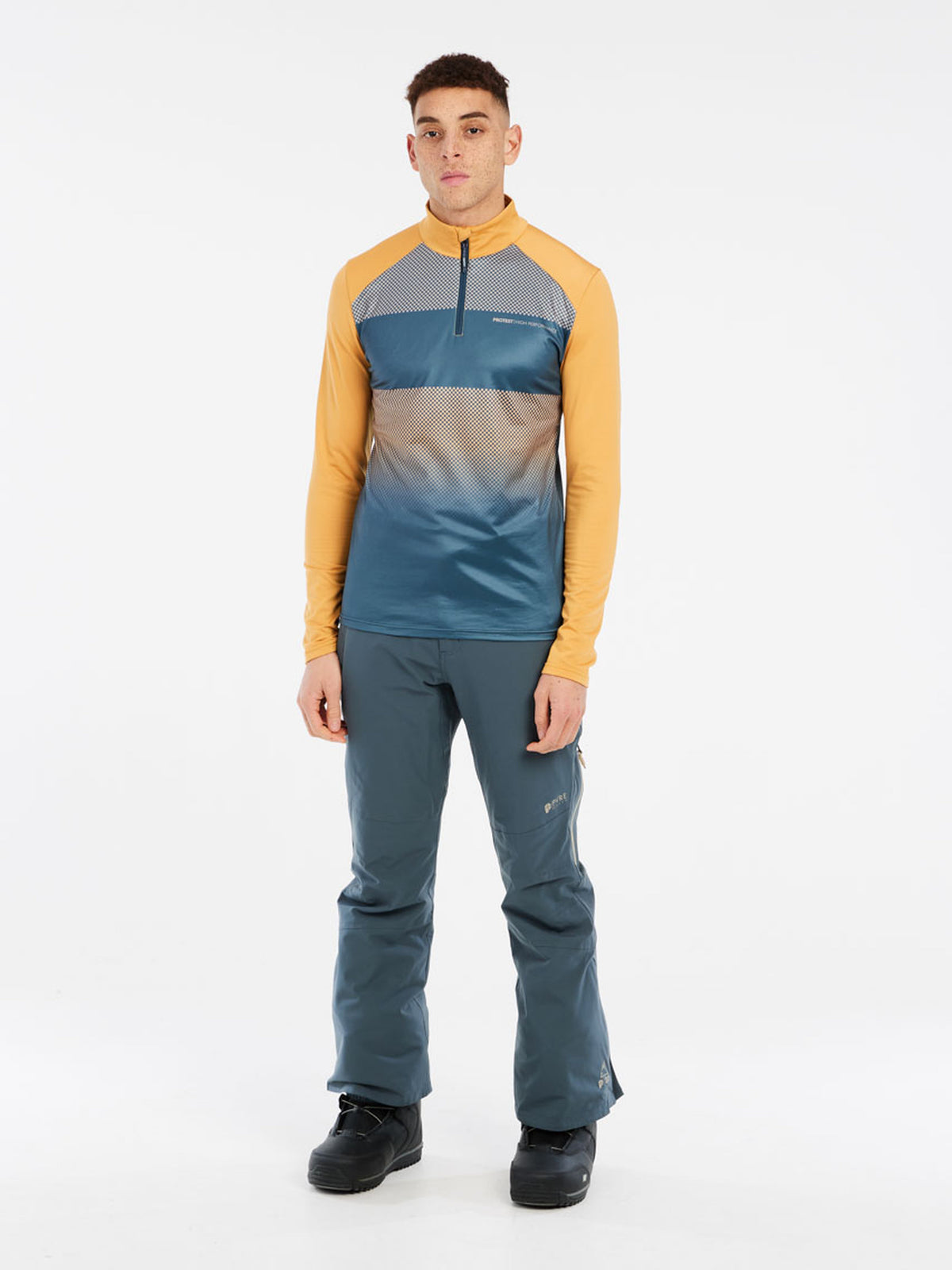 PROTEST PRTENVILLE 1/4 zip active | Yale Blue