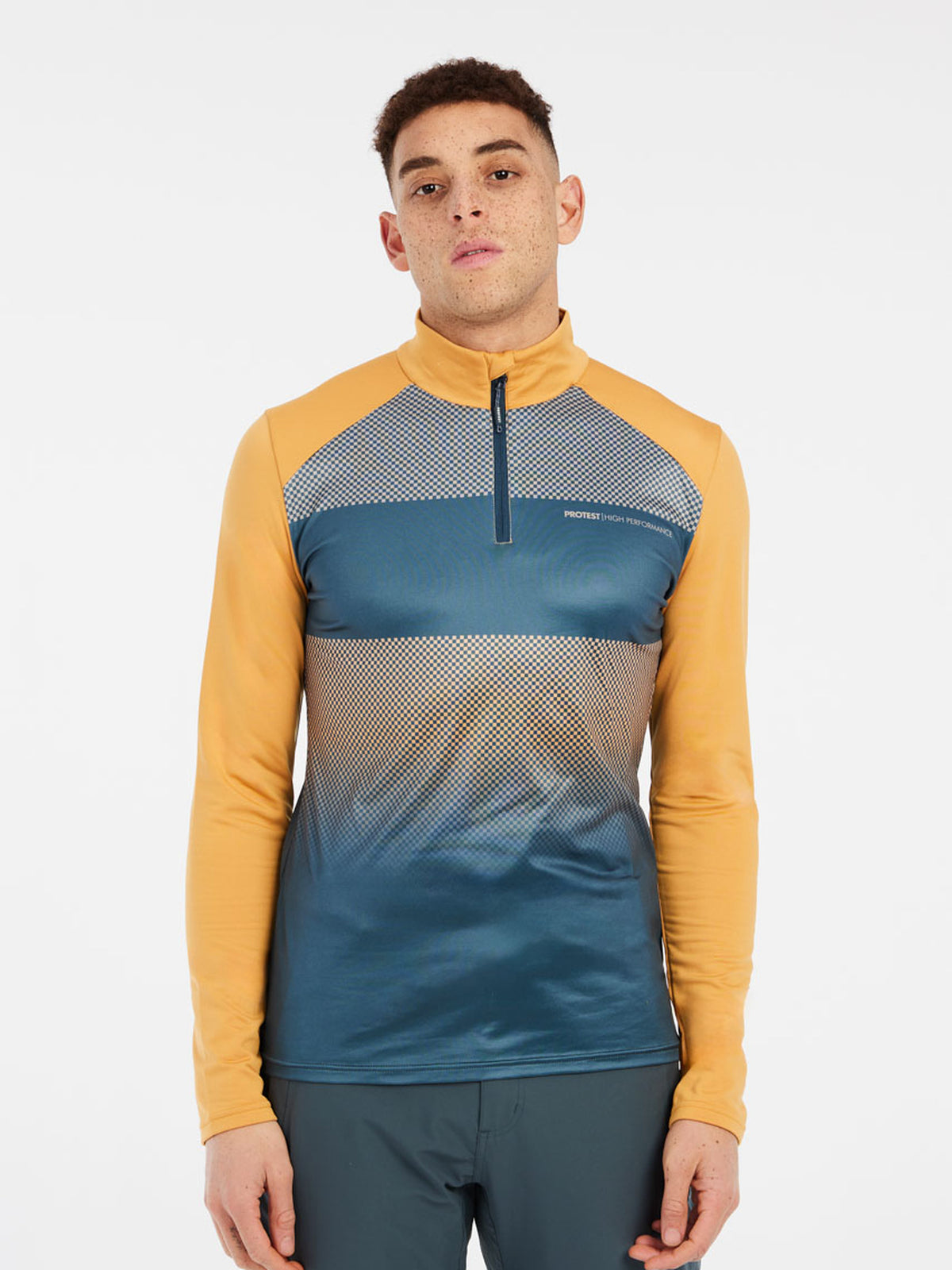 PROTEST PRTENVILLE 1/4 zip active | Yale Blue