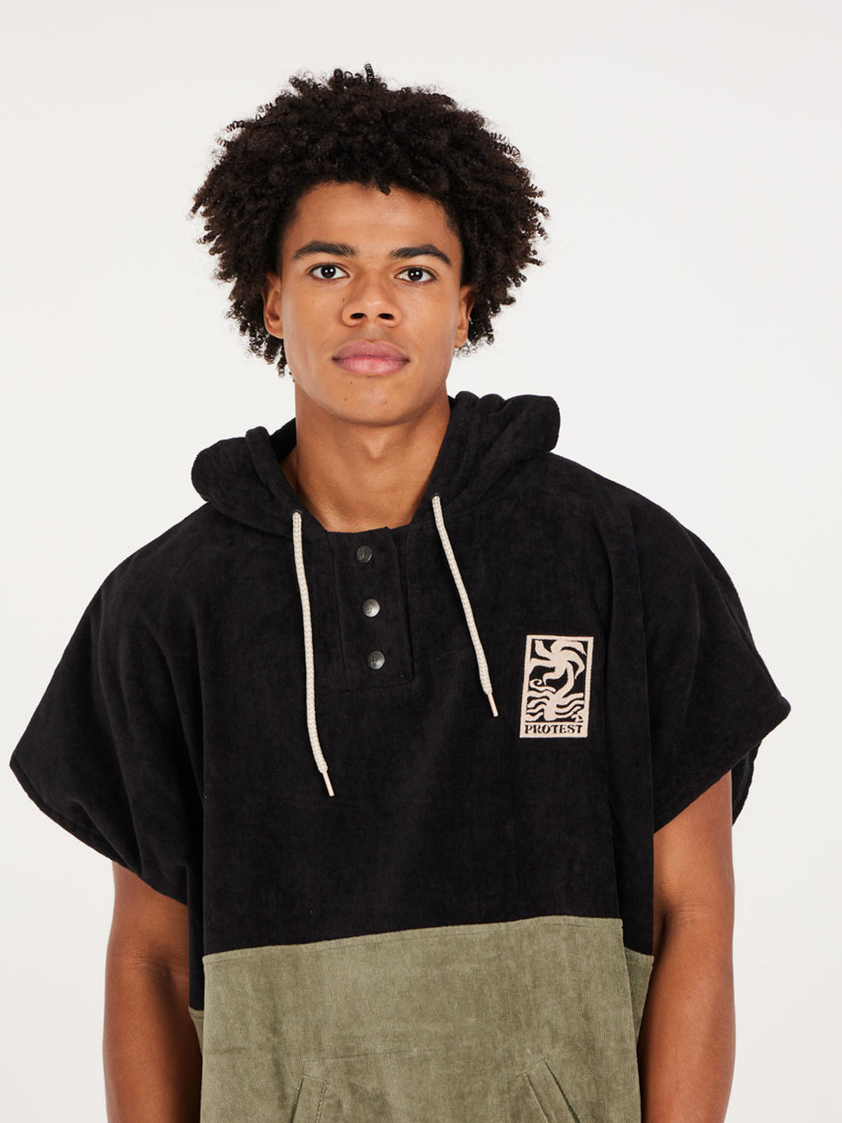 PROTEST PRTCELLA poncho | True Black