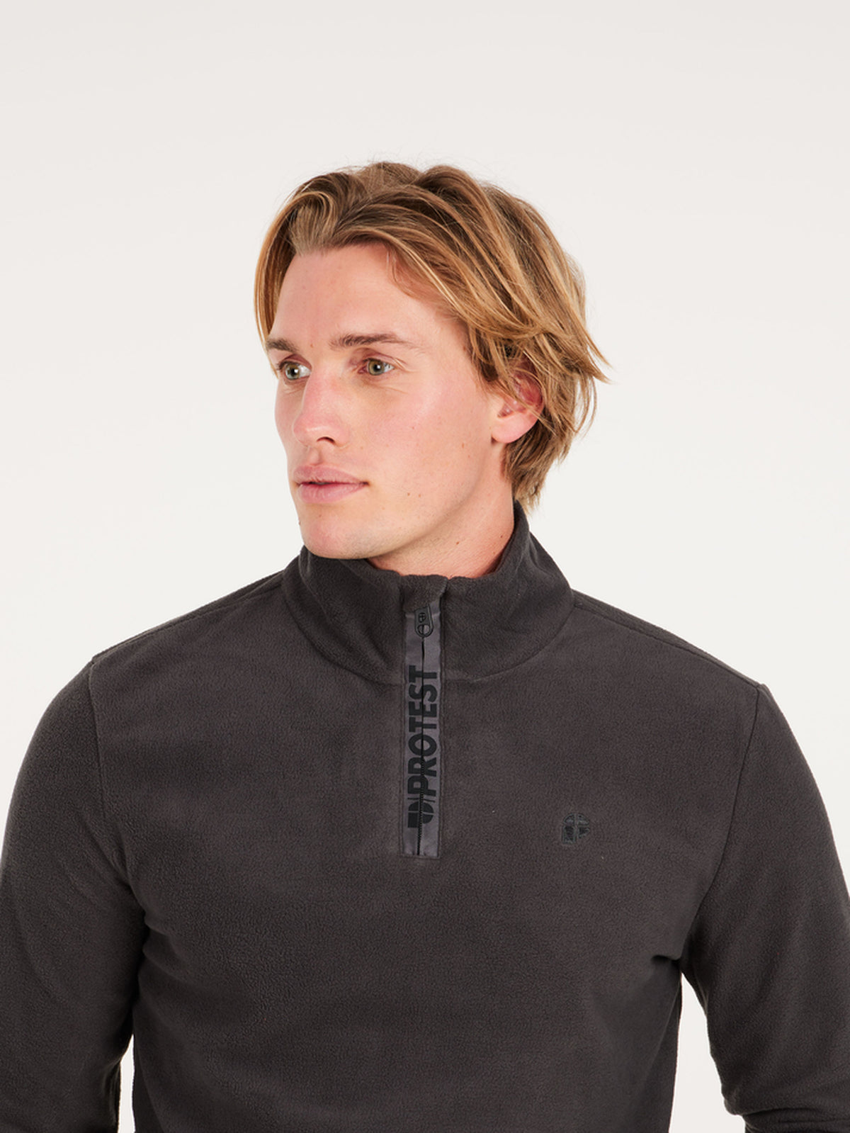 PROTEST PERFECTO 1/4 zip top | Deep Grey