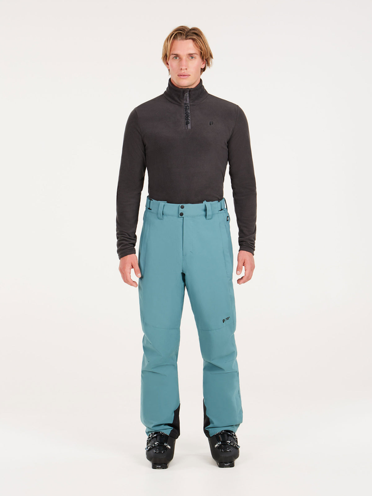PROTEST PERFECTO 1/4 zip top | Deep Grey