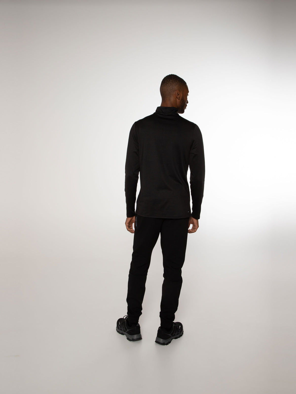 PROTEST REWILL 1/4 Zip Active Top | True Black