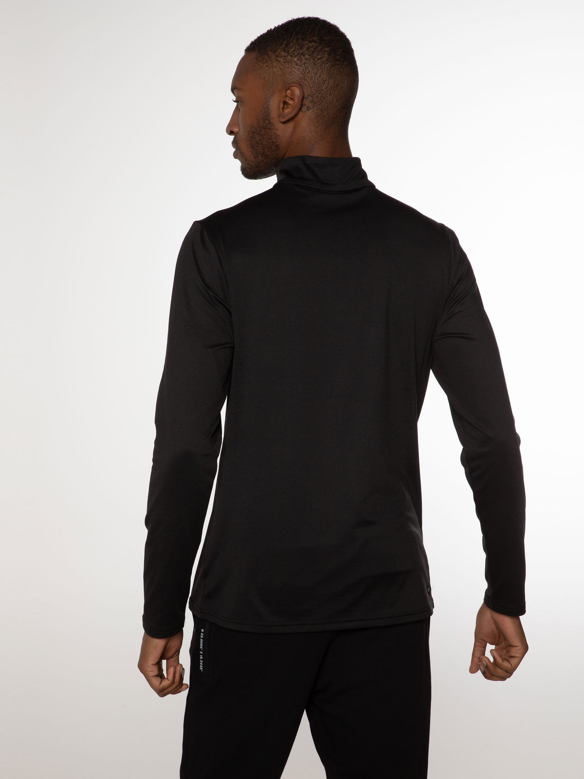 PROTEST REWILL 1/4 Zip Active Top | True Black
