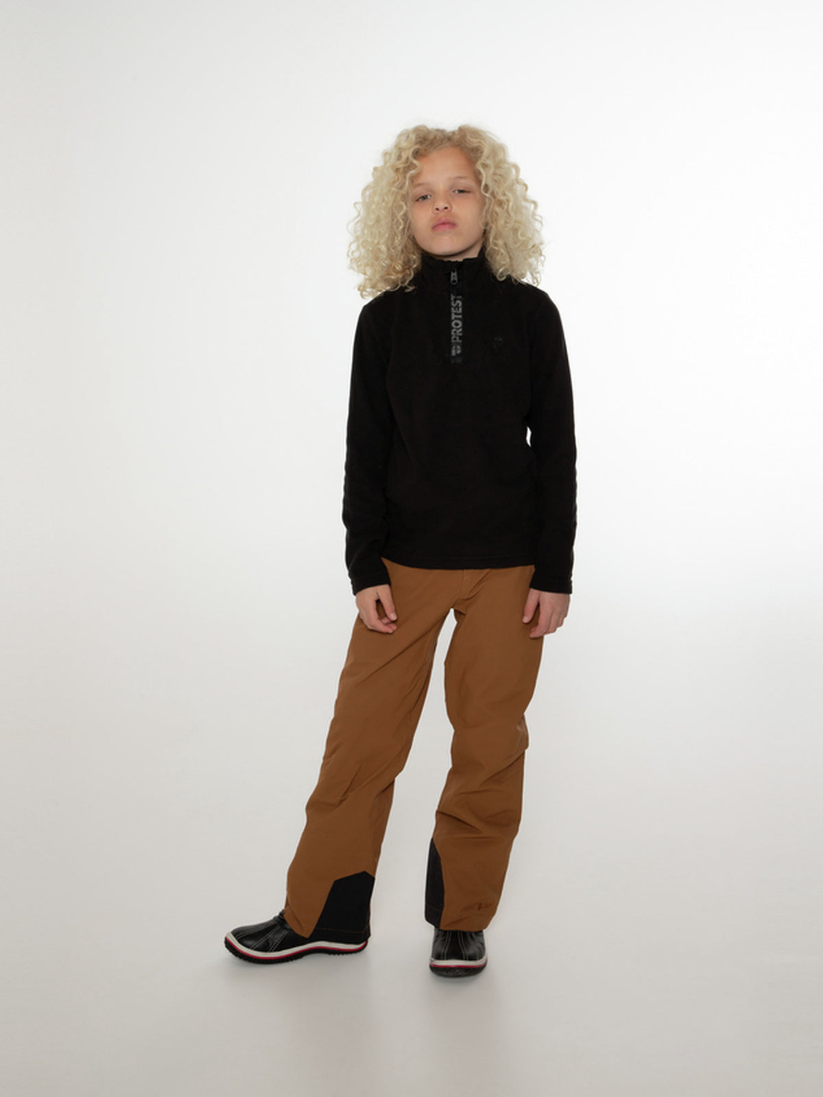PROTEST PERFECTY JR 1/4 zip top | True Black