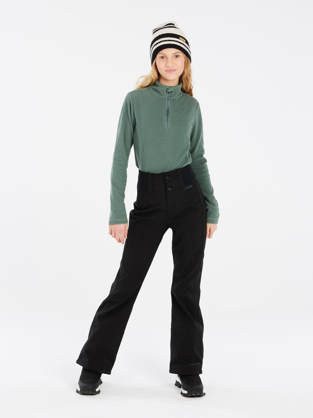 PROTEST MUTEY JR 1/4 zip top | Evergreen