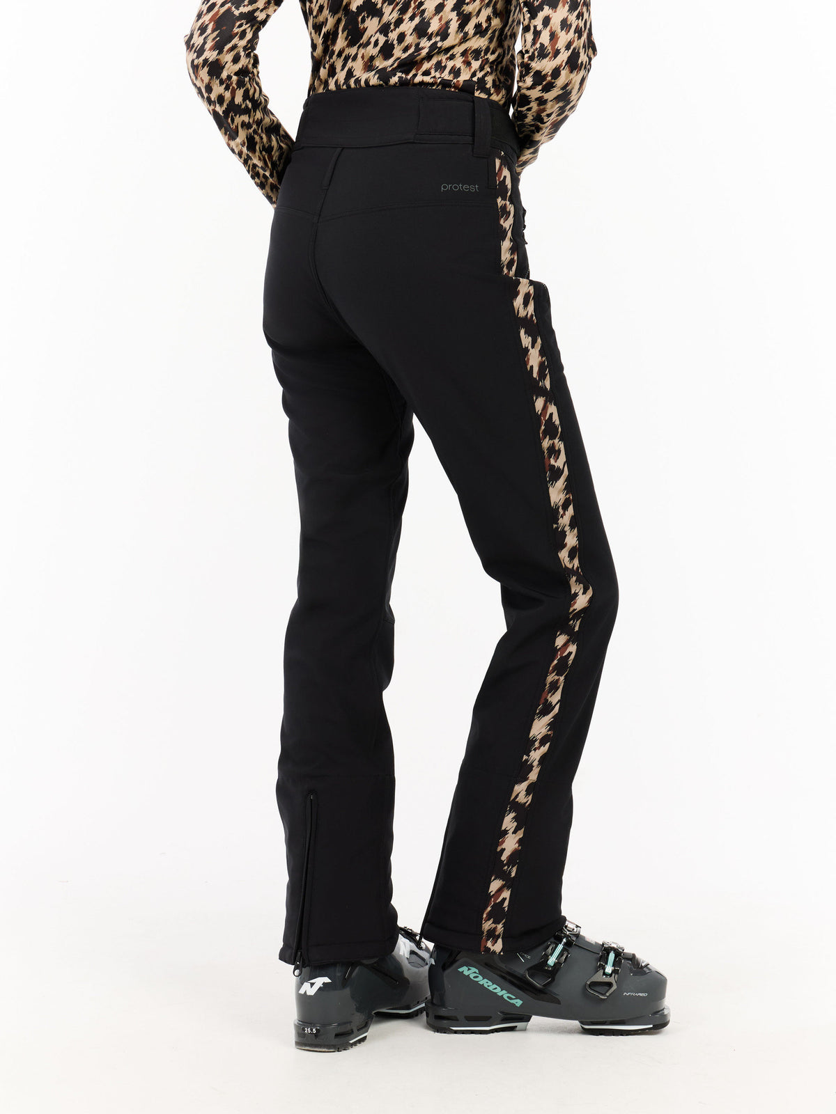 PROTEST PRTElm Ski & Snowboard trousers | True Black
