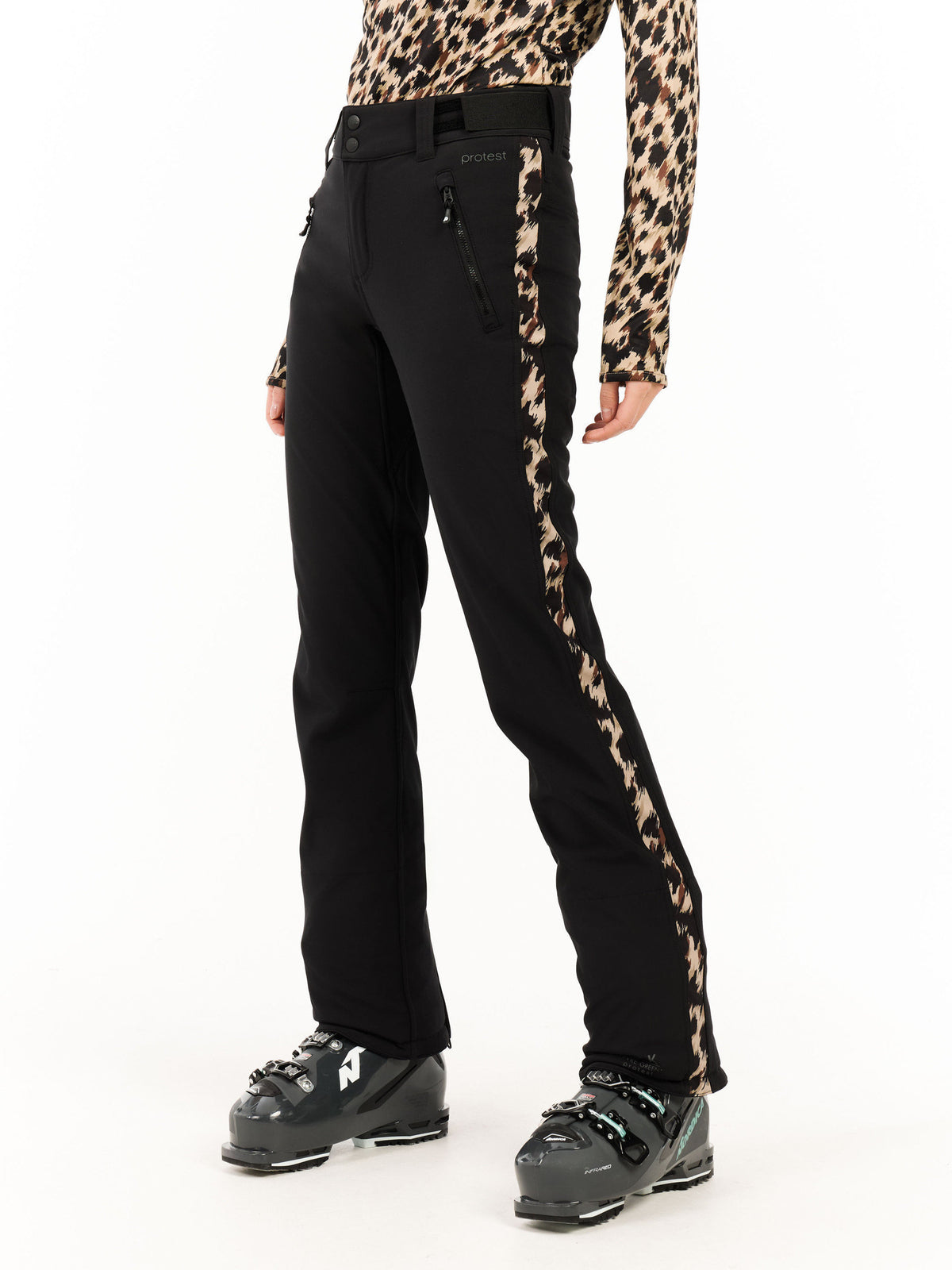 PROTEST PRTElm Ski & Snowboard trousers | True Black