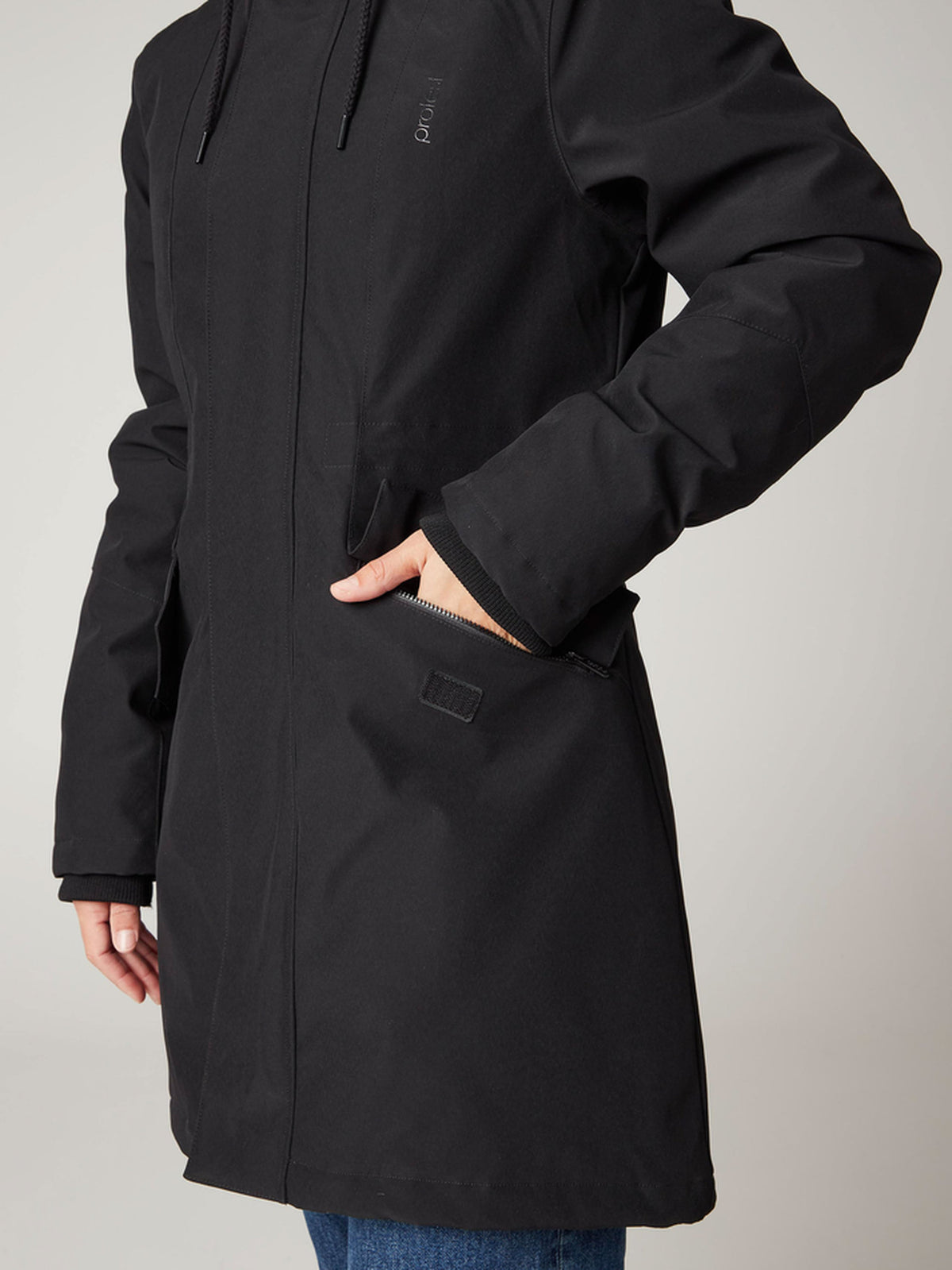 PROTEST PRTLANIAKEA Jackets | True Black