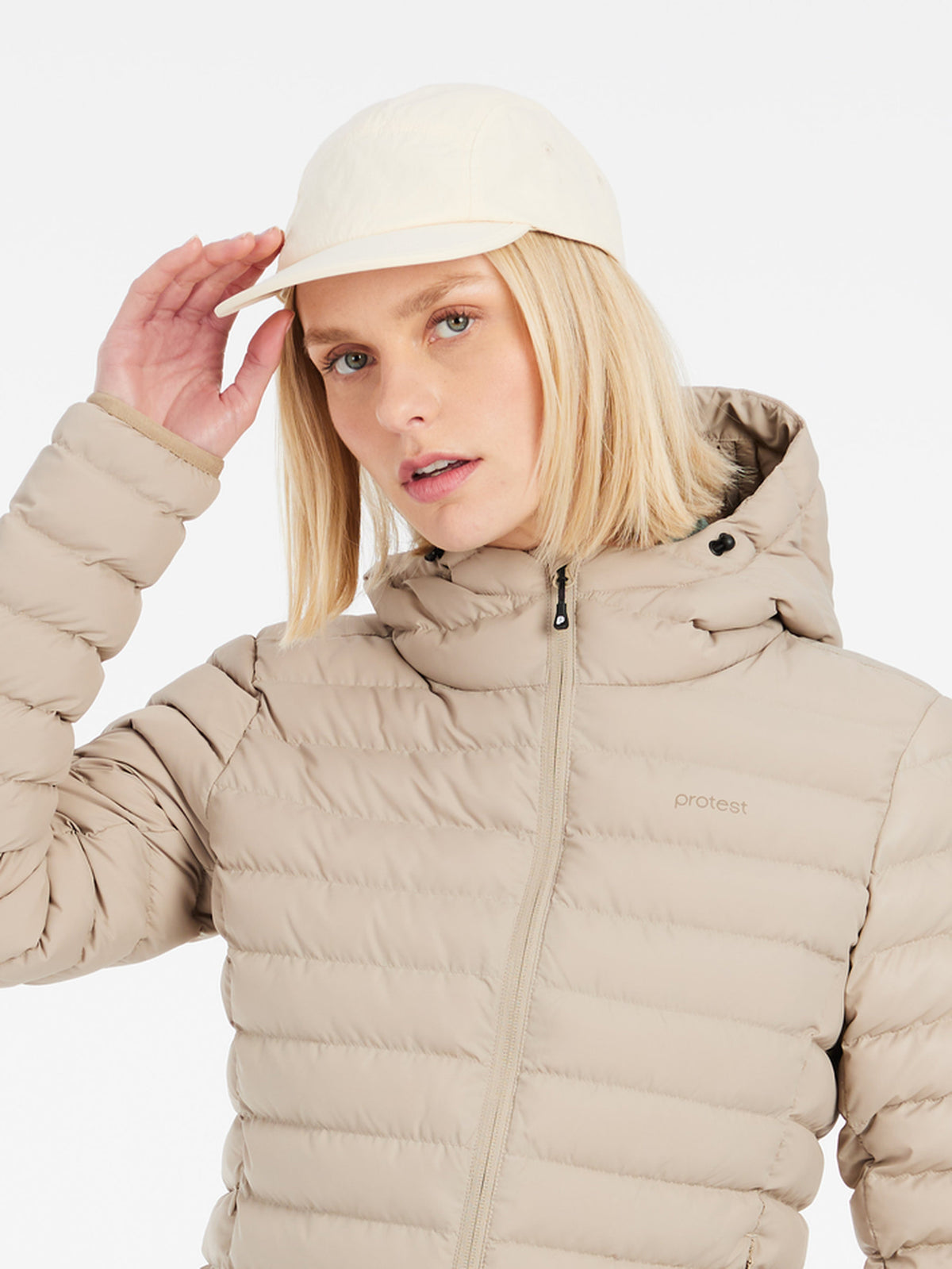 PROTEST PRTICE Jackets | BambooBeige