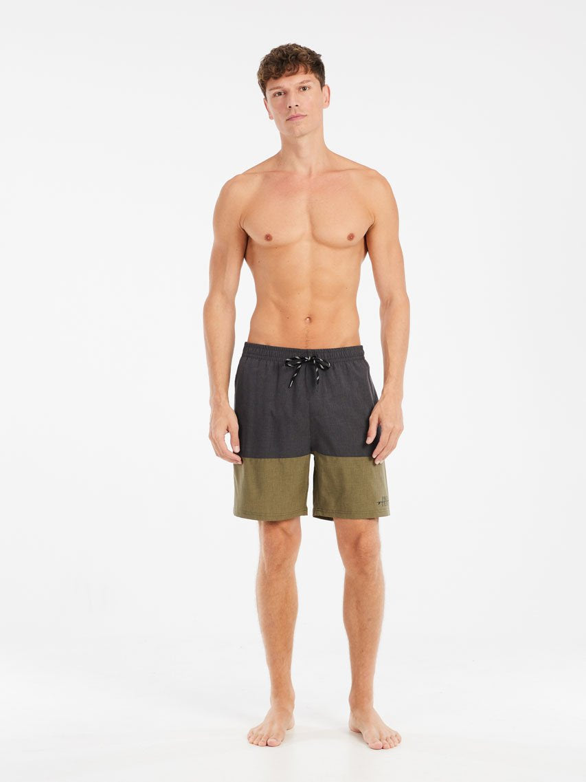 PROTEST PRTFreddie Swim shorts | Camo Green