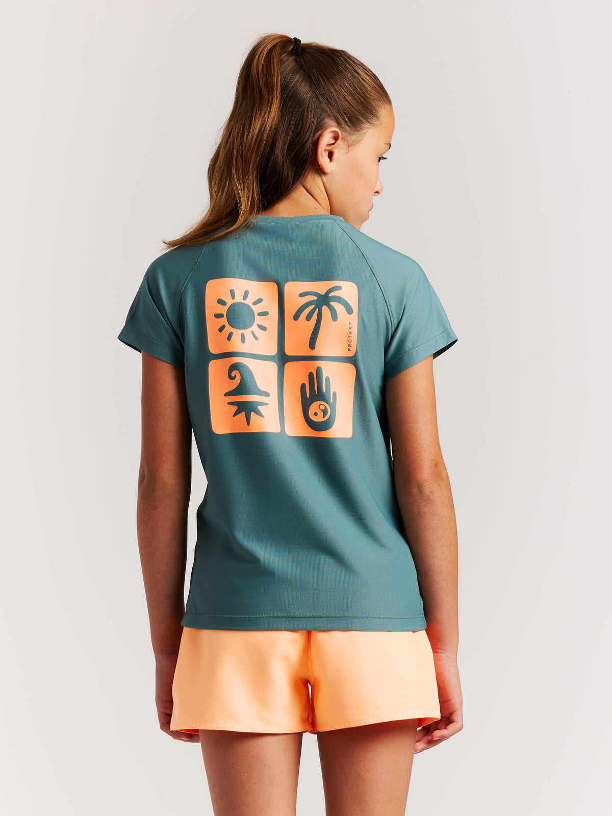 PROTEST PRTSherrys JR Rashguards Shortsleeve | Laurelgreen