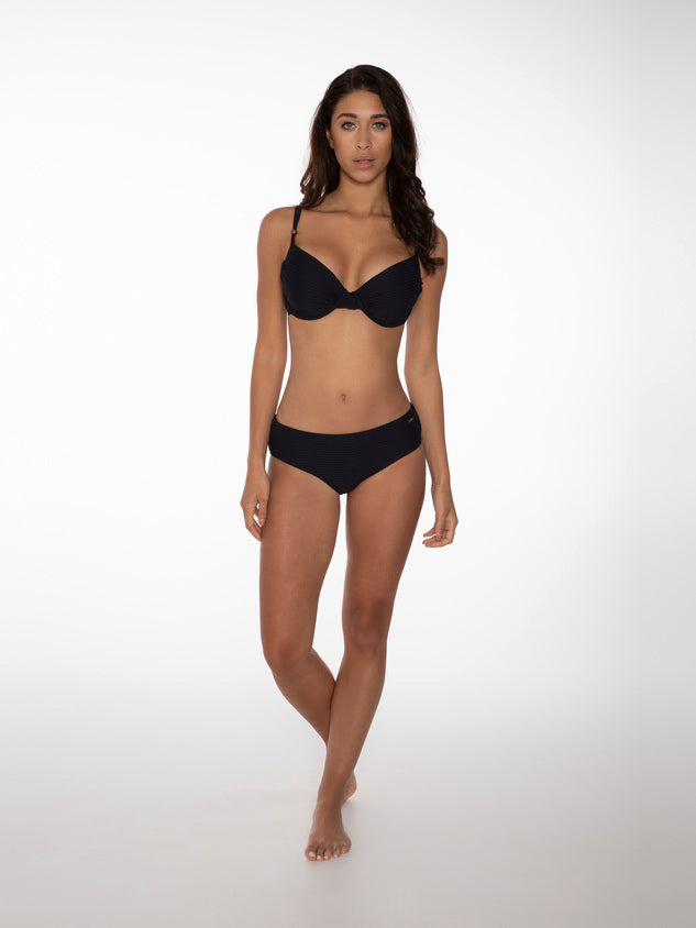 PROTEST MM JADA ECUP wire bikini | True Black