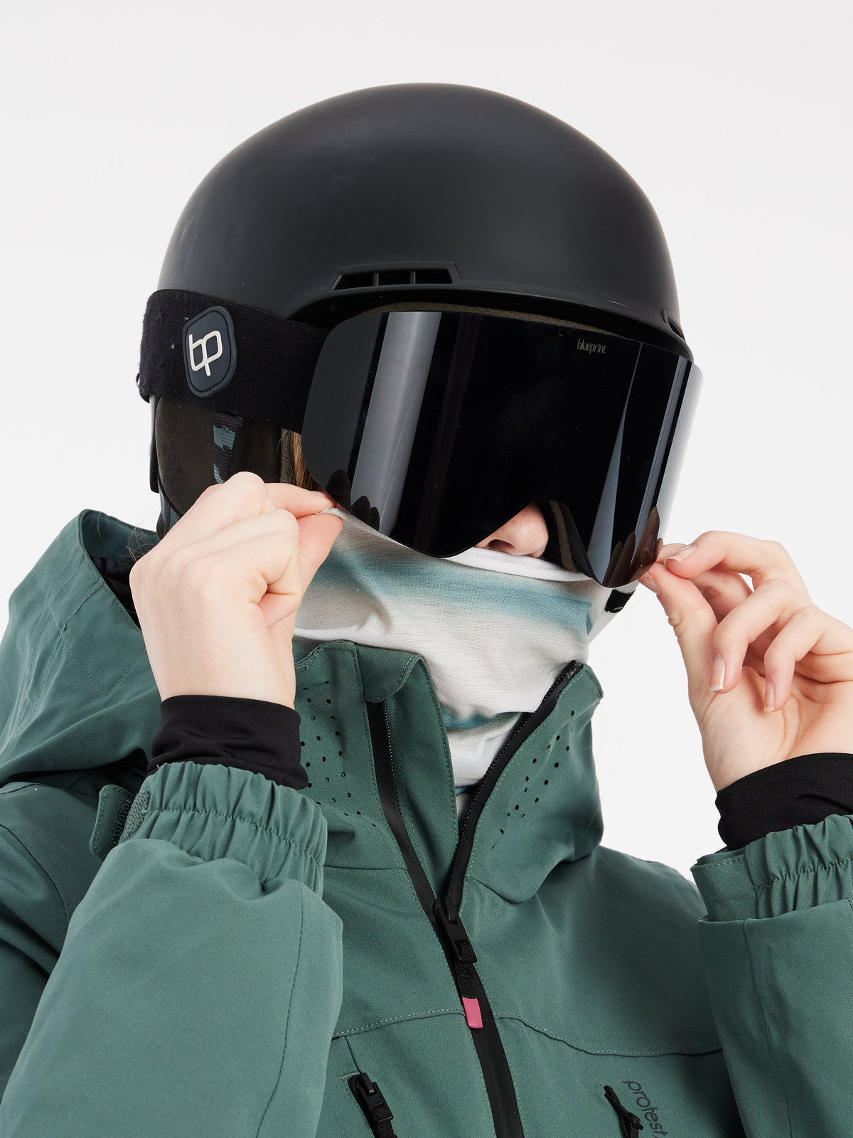 PROTEST PRTAROUND scarf | Evergreen
