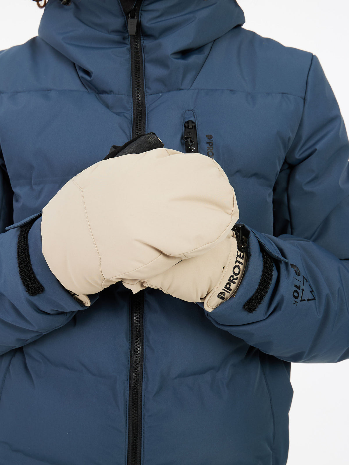 PROTEST PRTEMPIRE Mitten | BambooBeige